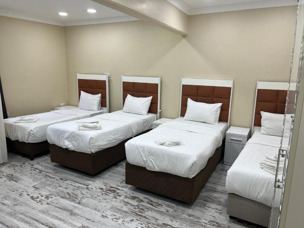 King Istanbul Hotel 4 kişilik aile odası